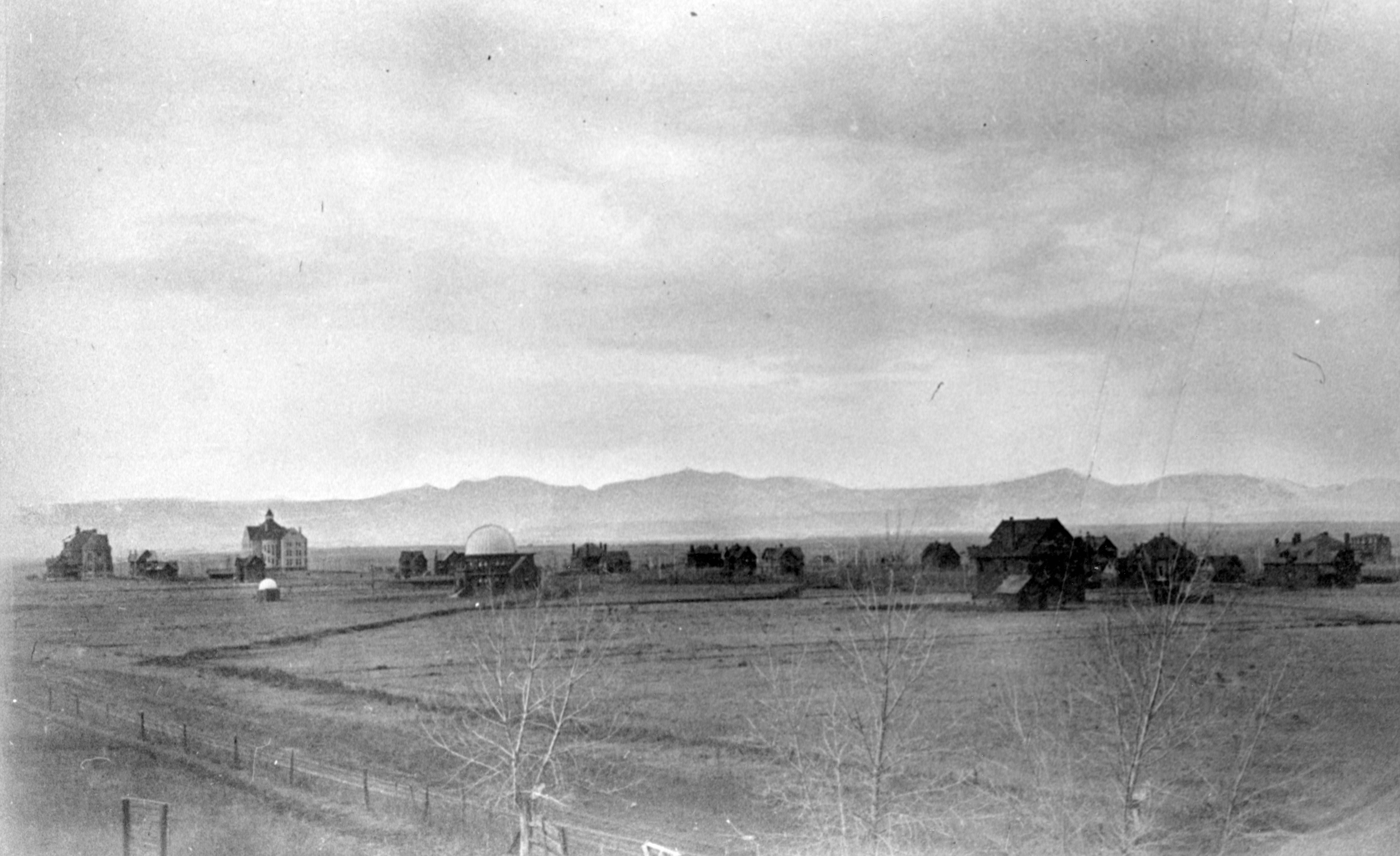 A wide shot of campus between 1894-1909