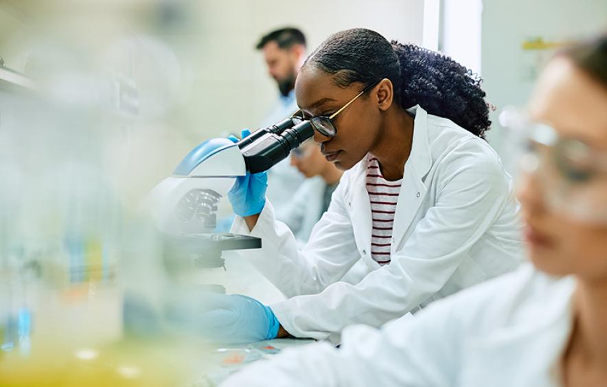 woman in STEM research lab