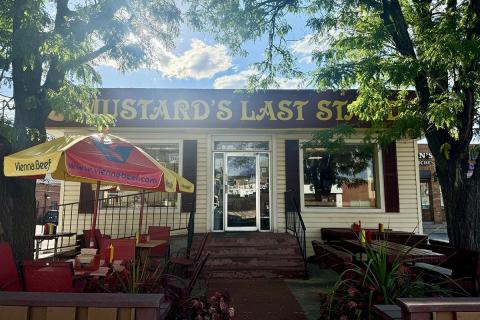 Mustard's Last Stand on University Blvd. 